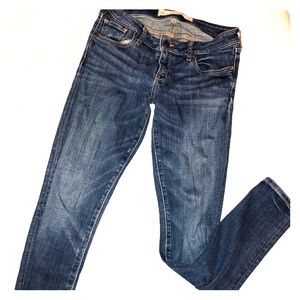 Mid Rise Skinny Jean
